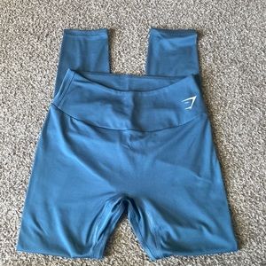 Gym shark leggings large